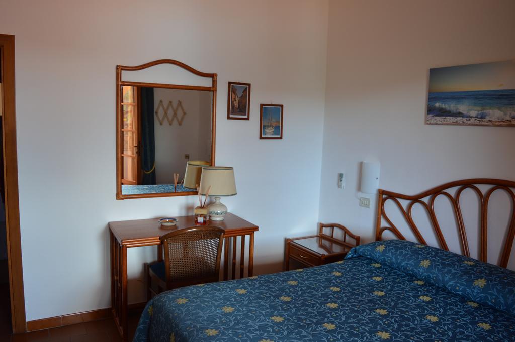 Albergo Le Briciole Bagno-Sprizze Экстерьер фото