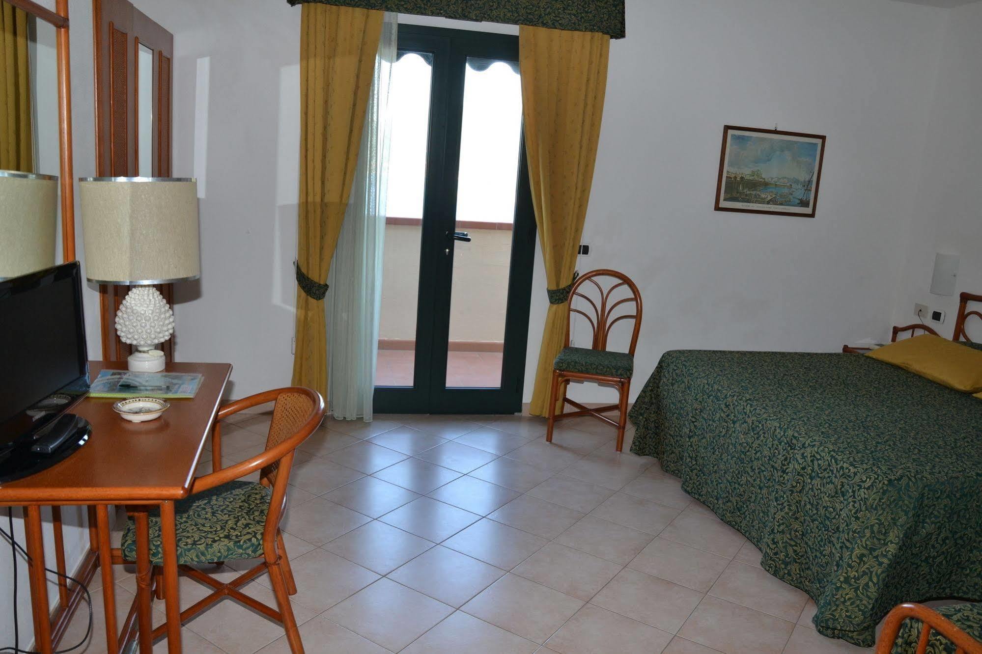 Albergo Le Briciole Bagno-Sprizze Экстерьер фото